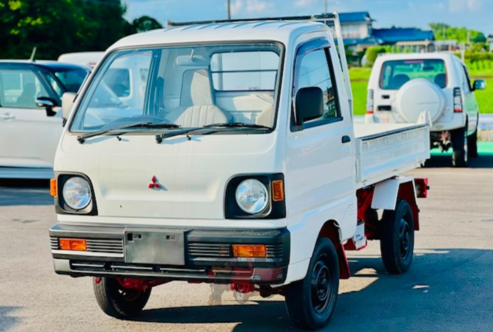 Mitsubishi Minicab | Dump 1992