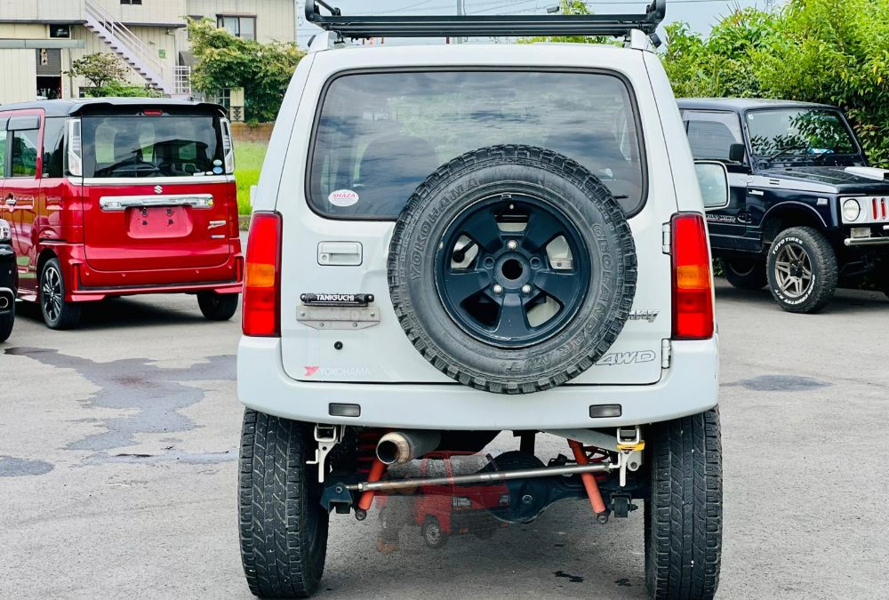 2001 Suzuki Jimny photo 8