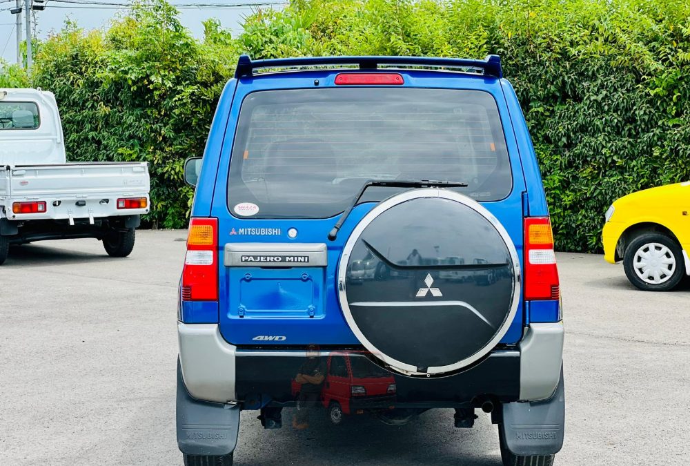 1998 Mitsubishi Pajero Mini 4WD photo 6