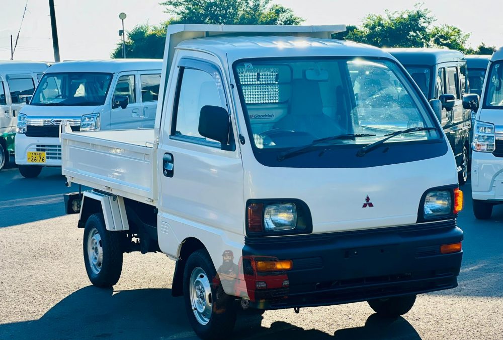 1996 Mitsubishi MiniCab Dump Truck 4WD Manual