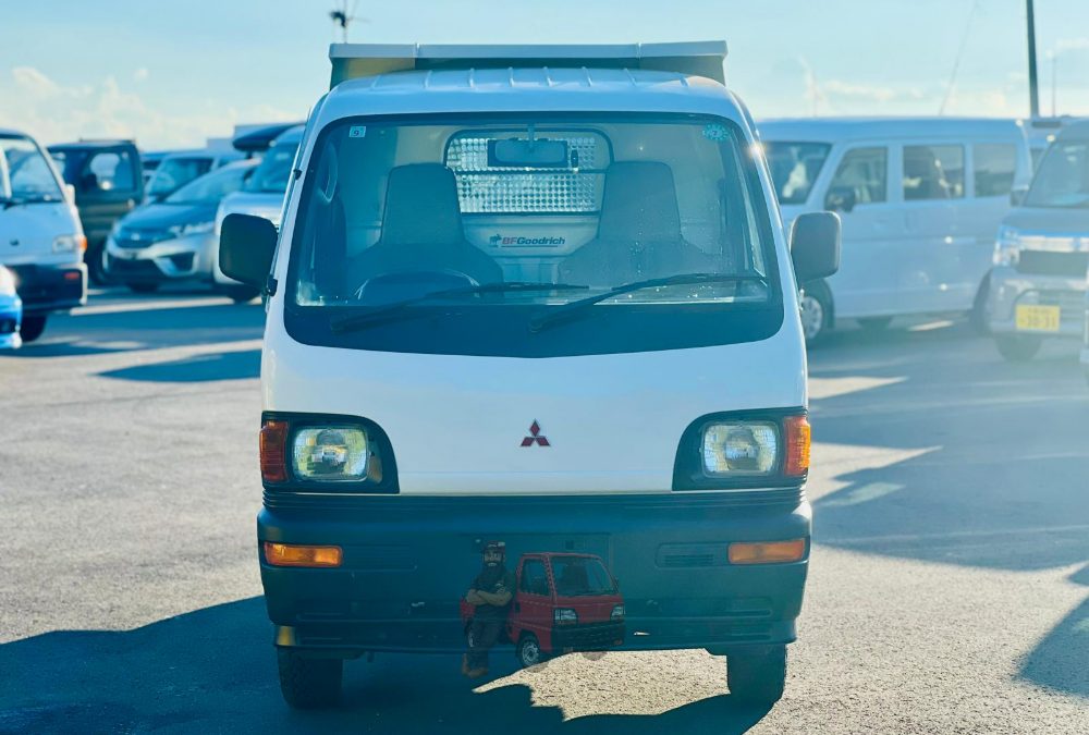 1996 Mitsubishi MiniCab Dump Truck 4WD Manual photo 3