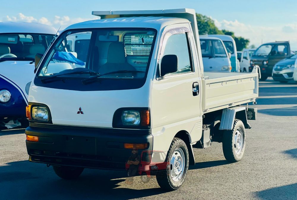 1996 Mitsubishi MiniCab Dump Truck 4WD Manual photo 4