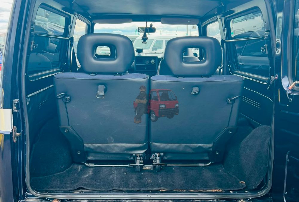 Suzuki Jimny 1993 photo 2