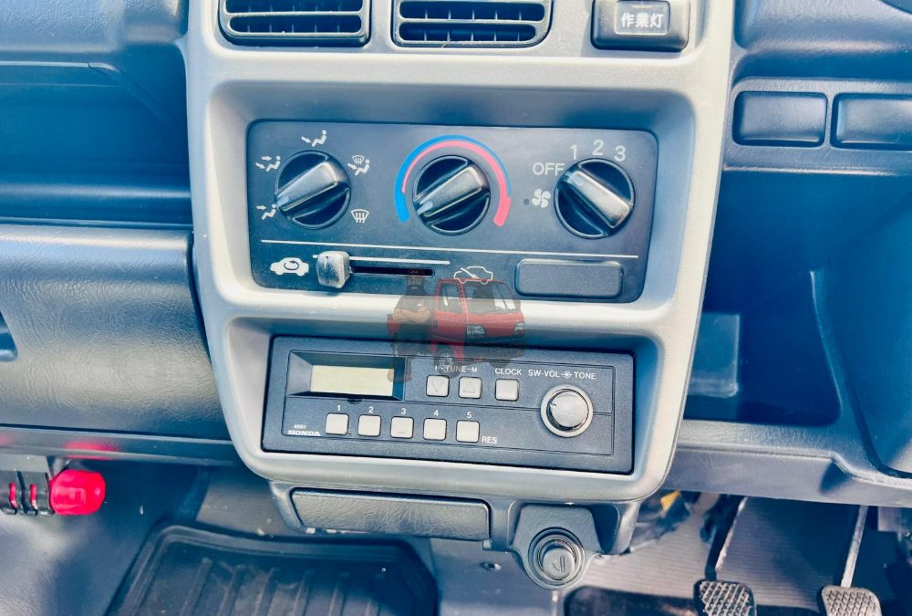 1999 Honda Acty Truck 4WD photo 11