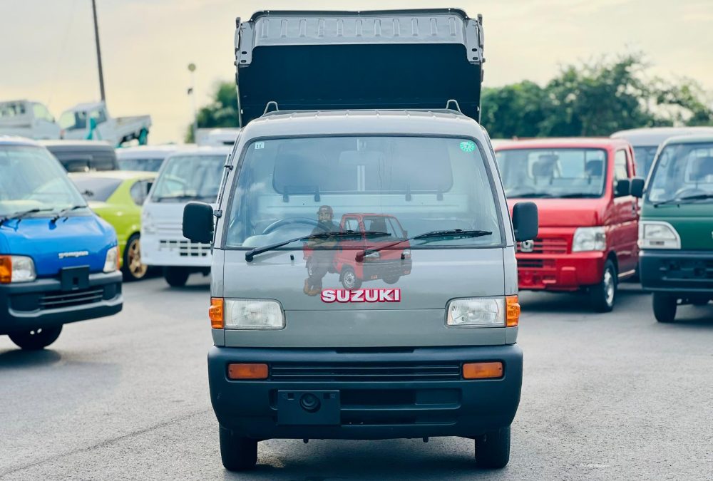 1996 Suzuki Carry Dump 4WD photo 11