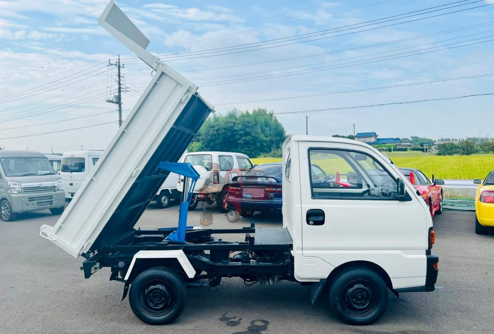 1994 Mitsubishi Minicab Dump 4WD photo 14