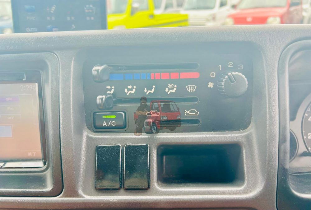 2000 Subaru Sambar Box Truck 4WD photo 14
