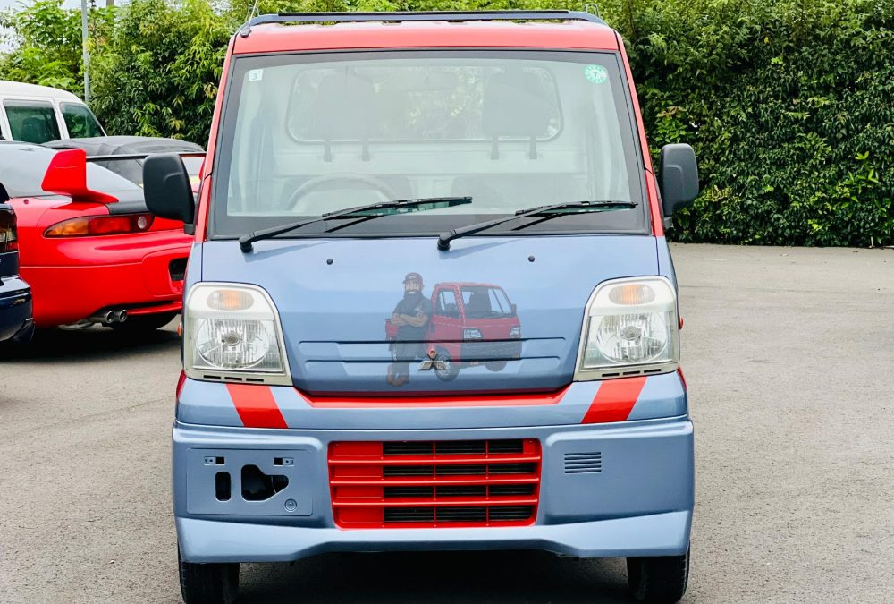 2000 Mitsubishi Minicab Truck 4WD photo 4