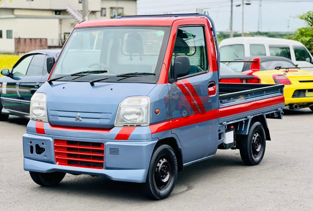 2000 Mitsubishi Minicab Truck 4WD photo 2