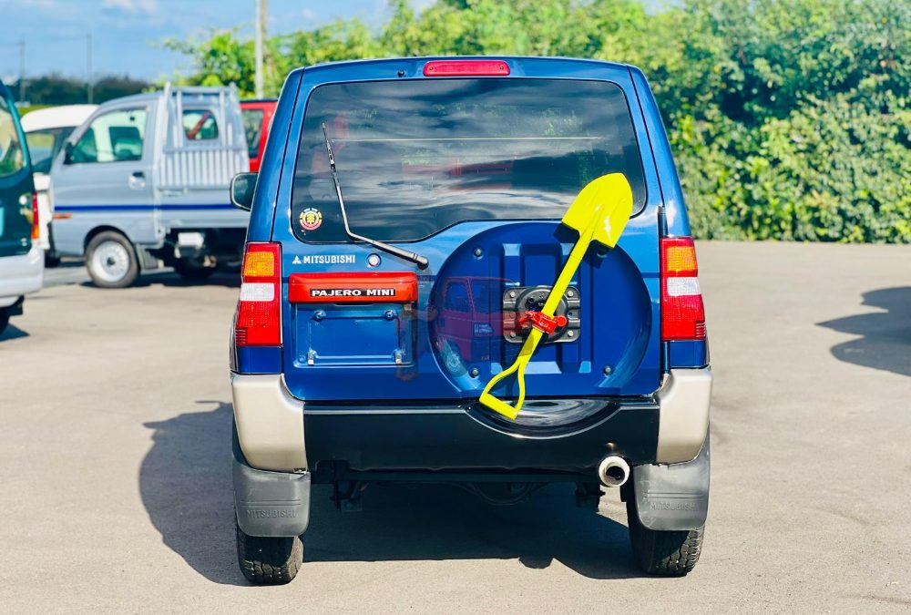 1999 Mitsubishi Pajero Mini 4WD photo 7
