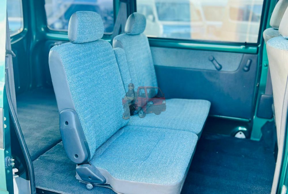1999 Subaru Sambar Van 4WD photo 9