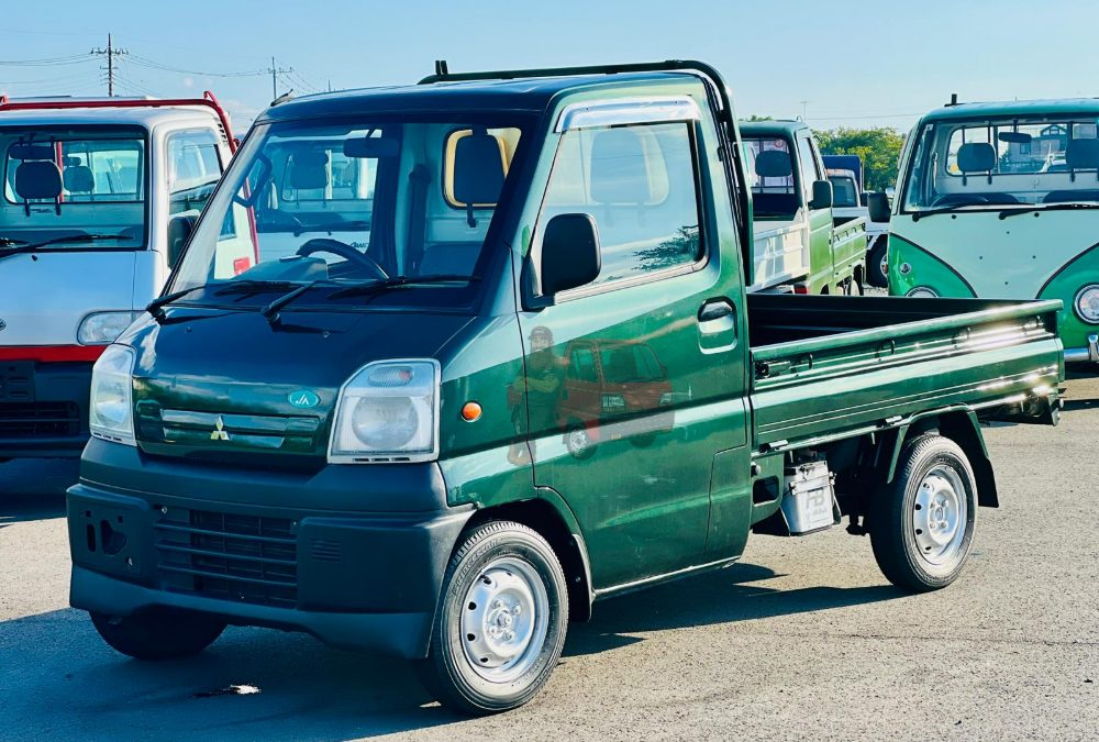 2000 Mitsubishi Minicab Truck 4WD photo 3