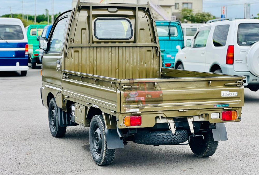 1998 Mitsubishi Minicab Truck 4WD photo 7