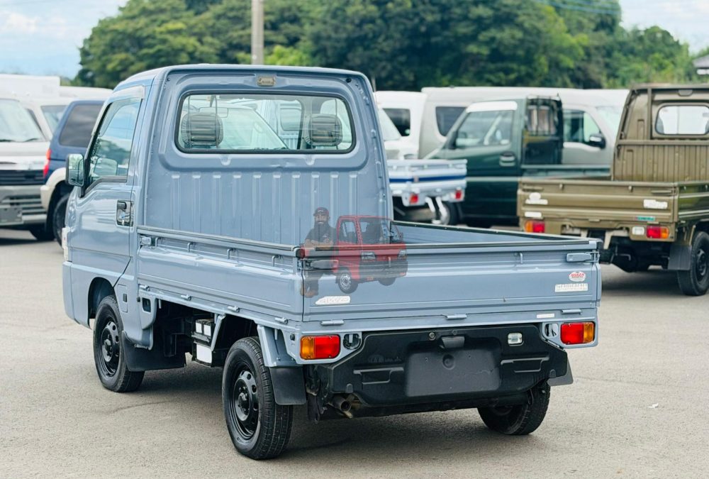 2001 Subaru Sambar Truck 4WD photo 6