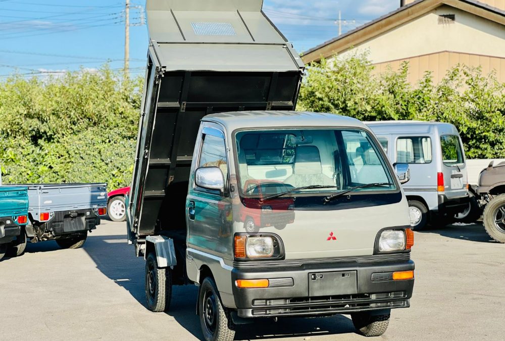 1999 Mitsubishi Minicab Dump Truck 4WD photo 9