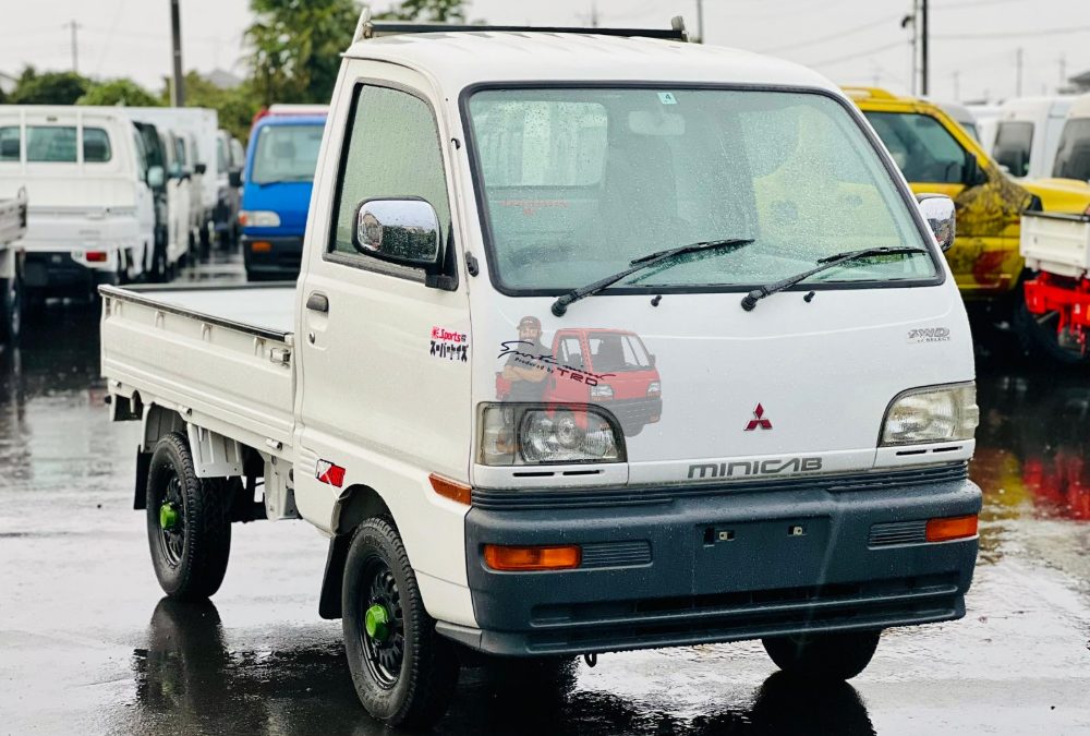 1999 Mitsubishi Minicab Truck 4WD