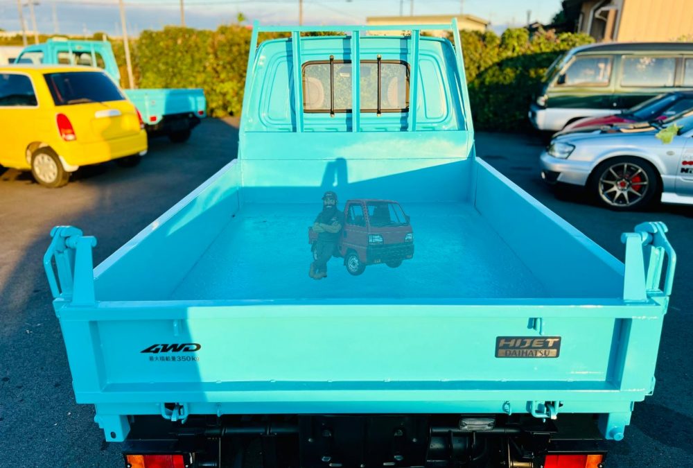 1994 Daihatsu Hijet Dump Truck 4WD photo 2