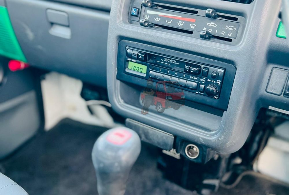 1998 Subaru Sambar Truck 4WD photo 9