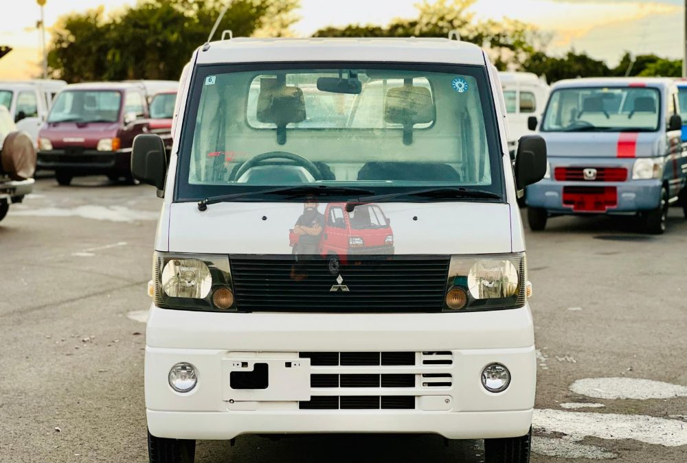 2001 Mitsubishi Minicab Truck 4WD photo 10
