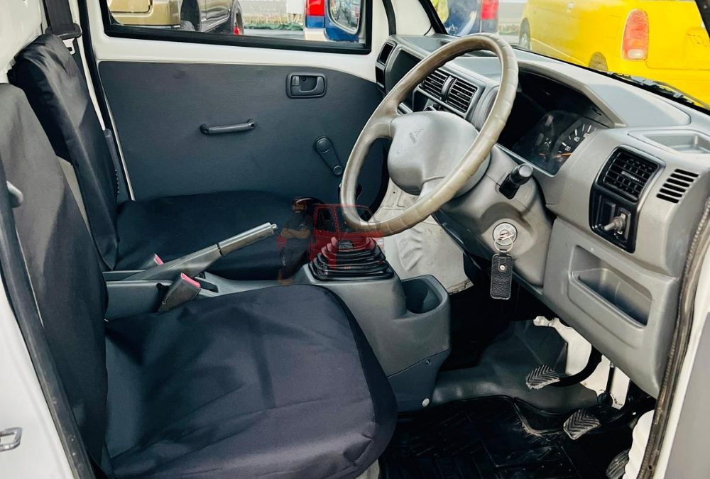 2001 Mitsubishi Minicab Truck 4WD photo 13