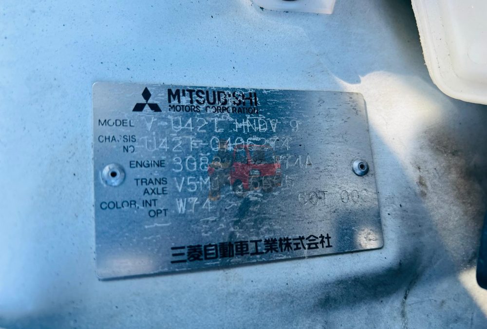 1996 Mitsubishi Minicab Dump Truck 4WD photo 3