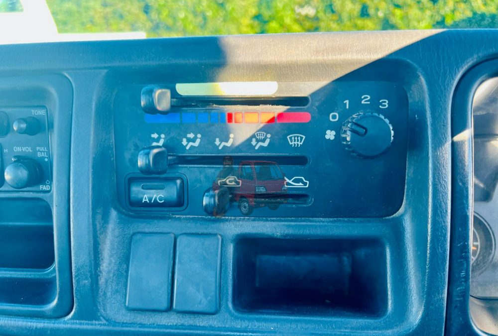 2001 Subaru Sambar Truck 4WD photo 12
