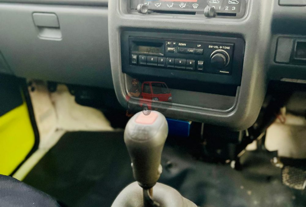 1991 Subaru Sambar Dump Truck 4WD photo 13